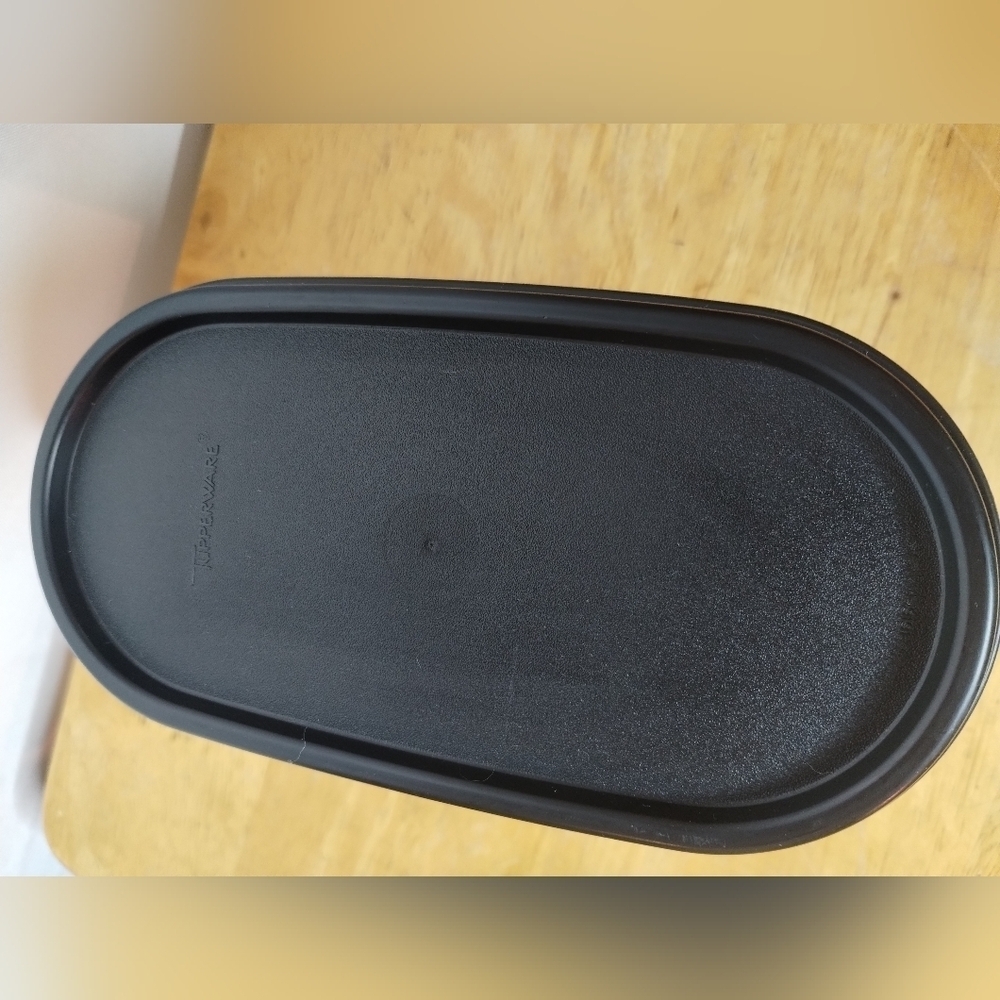 New Tupperware black seal oval modular mate #2 - Picture 2 of 4